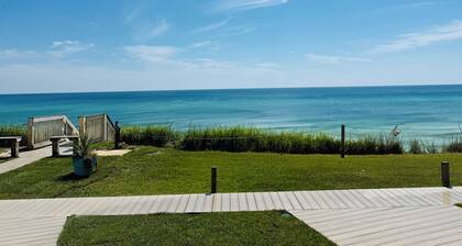 PRIVATE BEACH-You deserve this-Luxury ground-level 1-bedroom ON THE BEACH on 30A