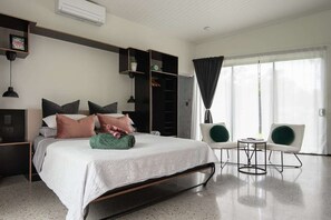 Blackout curtains, iron/ironing board, free WiFi, bed sheets - Central DreamPad. Pool. A/C. WIFI. Smart TV. Gym (Noosa Heads)