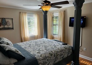 Casa, varias camas (Smoky Mountain River Retreat #318) | 3 habitaciones 