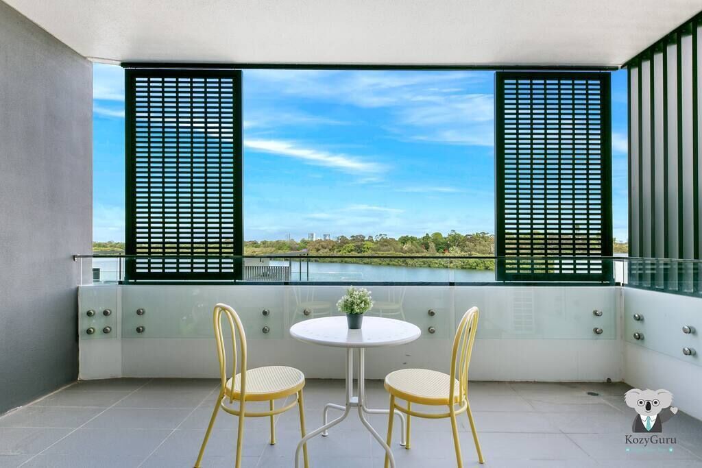 MORTLAKE | KOZYGURU | Designed Luxury River View 1 Bed APT