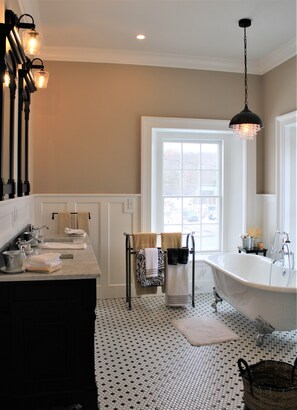 أحواض استحمام