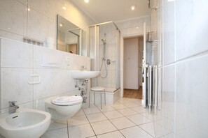 Uklassifisert bilde, 5 av 19, knapp