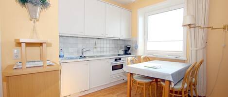 Microwave, oven, dishwasher