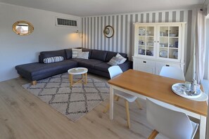 Unclassified image, 4 of 17, button - Große Straße 19, Whg. 5 - Apartment with 2 rooms on approx. 40m² (Wyk auf Föhr)