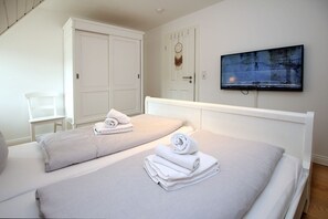 3 bedrooms, WiFi - Ohl Dörp 55b, Whg. 2 - House half in Wrixum under thatched roof with 4 rooms and 140 (Wrixum)