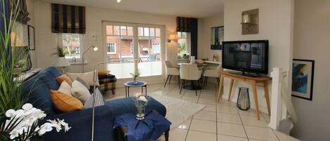 TV, DVD player, aparelho de som