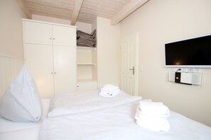 1 Schlafzimmer, Zimmersafe, Bügeleisen/Bügelbrett, WLAN