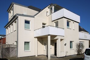 Imagen sin descripción, 3 de 14, botón