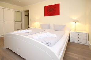 2 Schlafzimmer, Bügeleisen/Bügelbrett, WLAN