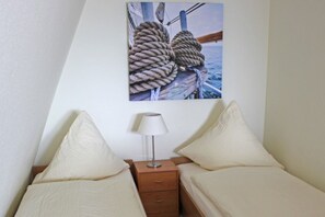 2 bedrooms, WiFi - Sandwall 11a, Whg. 6 "gästehaus Gorch Fock" - Ferienwohnung mit 2- Zimmern auf ca. 45m² mit Direktem (Wyk auf Föhr)