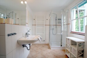 Unclassified image, 4 of 16, button - Wiesenweg 2a, Whg. 3, Ruusfeen - vacation apartment with 3 rooms over approx. 100m² in the (Wyk auf Föhr)