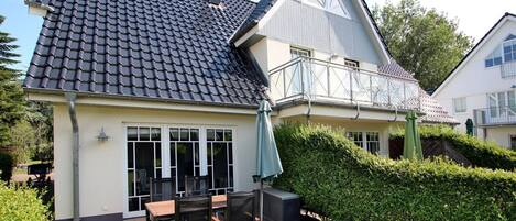 Ulkoruokailutilat