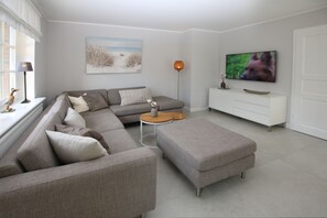 TV - Ohl Dörp 49, No. 3 - House half in Wrixum under thatched roof with 3 rooms and 90 (Wrixum)