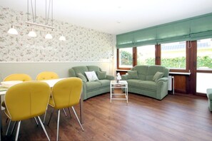 Fernseher, Stereoanlage