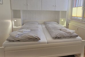 1 bedroom, WiFi - Gmelinstraße 12, Whg. 4, Haus Meeresbrandung - Holiday apartment with 2 rooms on (Wyk auf Föhr)