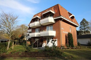 Exterior - Gmelinstraße 12, Whg. 4, Haus Meeresbrandung - Holiday apartment with 2 rooms on (Wyk auf Föhr)