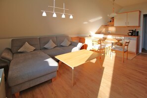 Unclassified image, 3 of 14, button