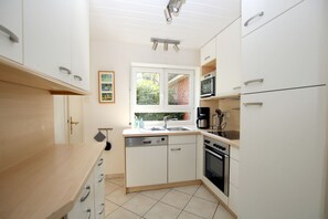 Microwave, oven, dishwasher