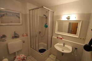 Hair dryer - 7011 - Domicil - 7011 - "Domicil" - An der Aue 11a - Apartment 2 (Dahme)