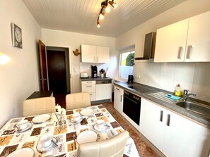 Uklassifisert bilde, 3 av 14, knapp