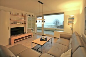 Televisie en een stereo