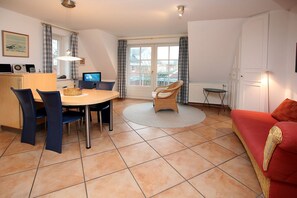 テレビ、ステレオ