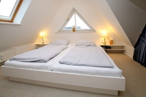 1 室のベッドルーム、WiFi