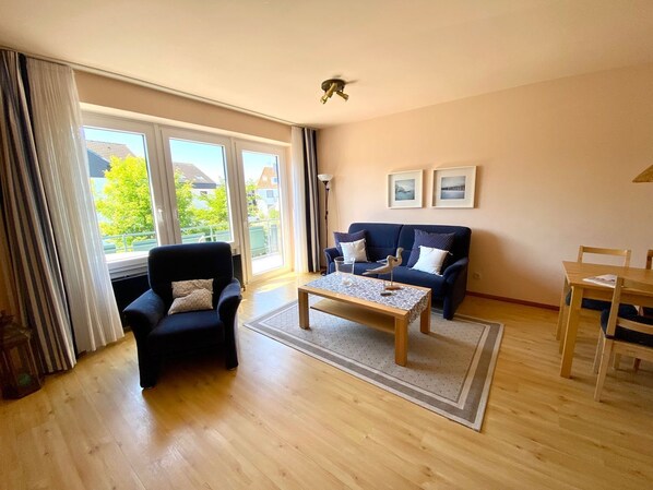 Unclassified image, 1 of 19, button