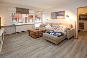 Tv, dvd-afspiller, stereoanlæg