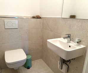 Unclassified image, 2 of 16, button - 1906 - Am Kurpark - 1906 - Apartment on the 1st floor "Am Kurpark" (Dahme)