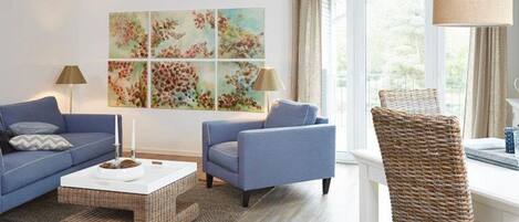 Télévision, table de tennis de table, chaîne hi-fi