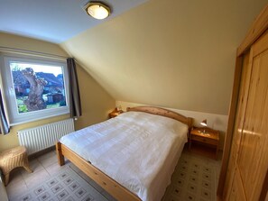 2 Schlafzimmer, Bügeleisen/Bügelbrett, WLAN