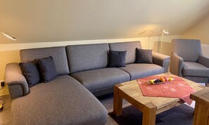 Unclassified image, 2 of 11, button - 1002 - "Fischkopp" in House Seelord - House Seelord on the 1st floor (Dahme)