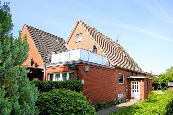 Nicht klassifiziertes Bild, 1 von 16, Schaltfläche