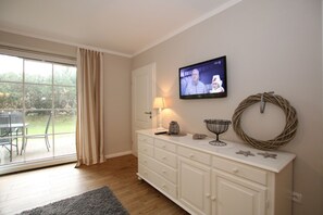 Interior - Lerchenweg 16, Whg. 2 - Holiday apartment with 3 rooms, very comfortable and (Wyk auf Föhr)