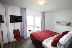 Unclassified image, 3 of 14, button