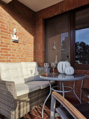 Outdoor dining - 7017 - Apartment "Küstenperle" - 7017 - "Küstenperle" - Lange Wiese 10b (Dahme)