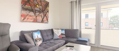 Televisión, tenis de mesa y estéreo