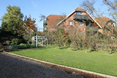 5071 - Leevnüst - Bungalow close to the beach with approx. 38 m² living space for two to