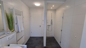 Dusche, Haartrockner