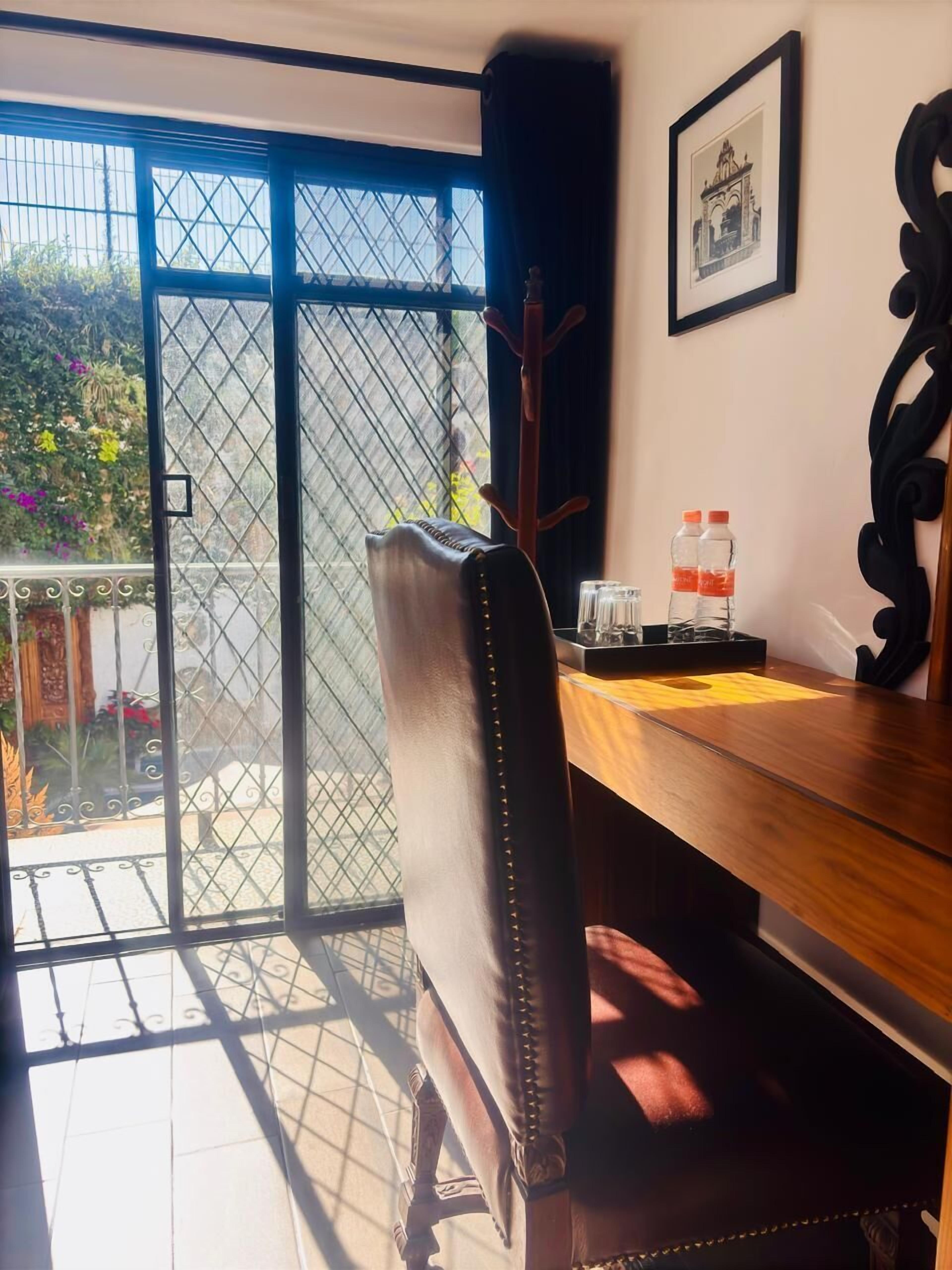 classic room | 1 bedroom, individually decorated, desk, laptop workspace