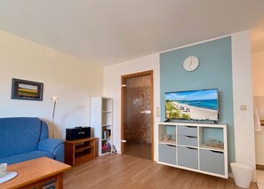 TV, ping pong, stereo - 7012 - FeWo "Ankerplatz"- An der Aue 7 - 7012 - FeWo Engelke - An der Aue 7 - (Dahme)