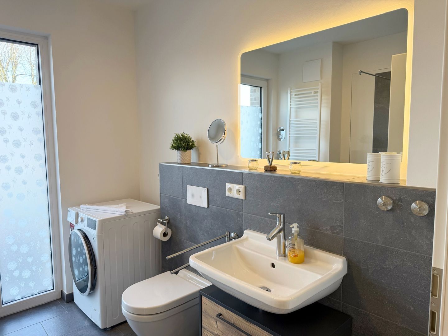 Een douche, een haardroger