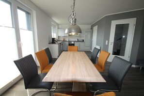 Imagen sin descripción, 3 de 13, botón