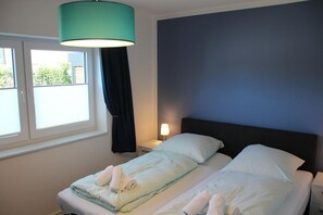 3 bedrooms, iron/ironing board, WiFi