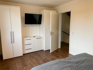 4 bedrooms, WiFi