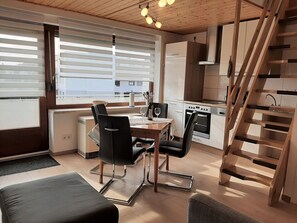 Refrigerador, horno, placa de cocina, lavavajillas