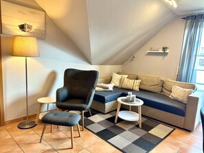 Televisión, tenis de mesa y estéreo 