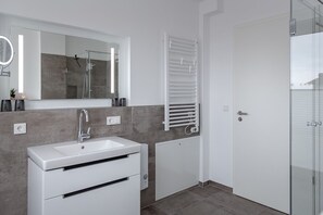 Uklassifisert bilde, 2 av 23, knapp