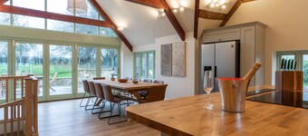 Apple Loft -  Beautiful Somerset cottage, sleeps 13 guests  in 6 bedrooms